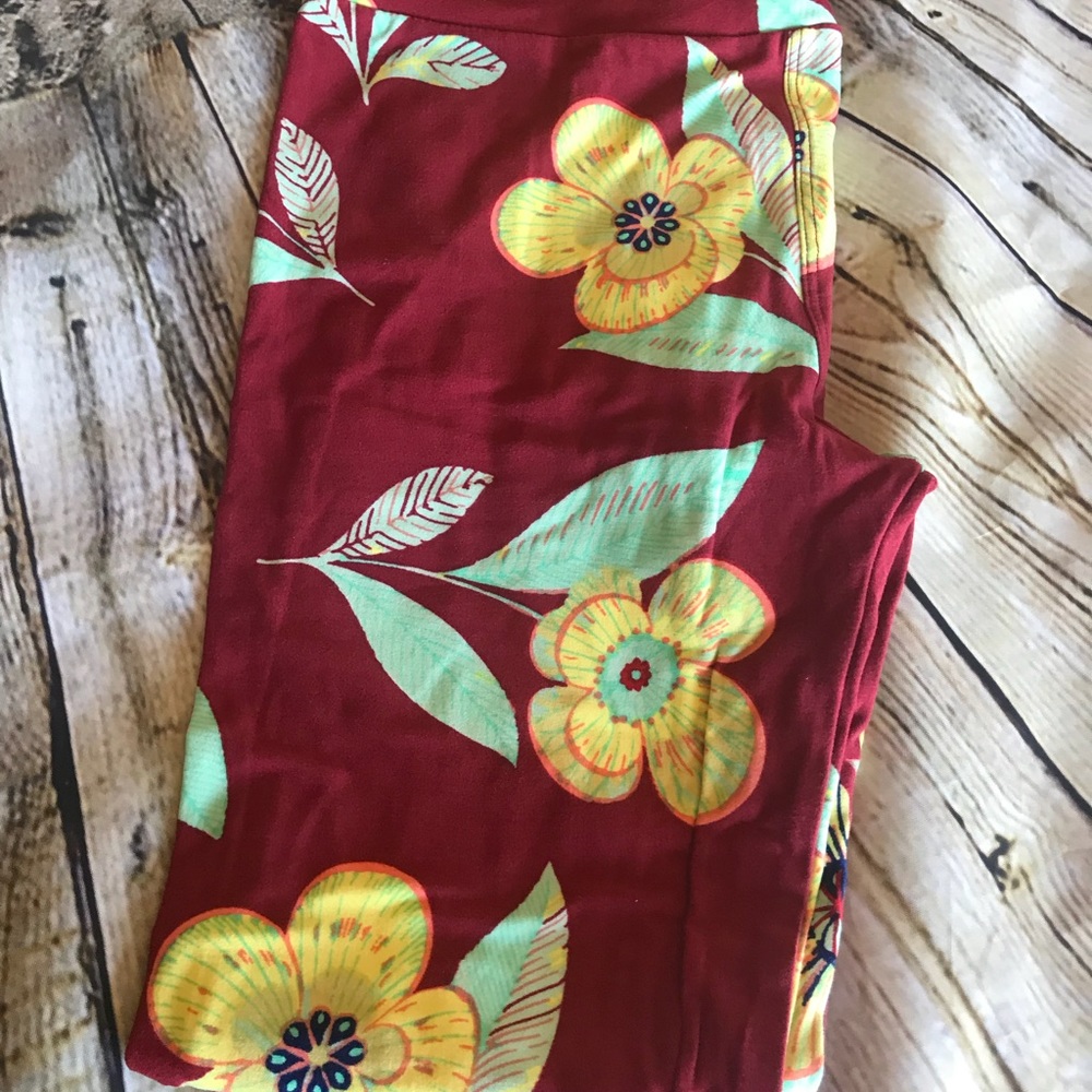 LuLaRoe Leggings NWT OS